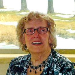 Photo of Lucille Hébert née Baron, obituary in Farnham