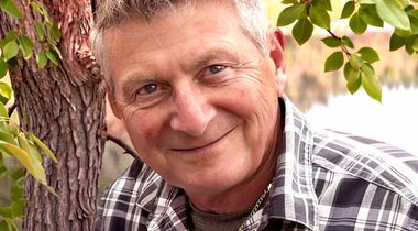 M. Steve DESCHENES