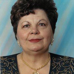 Photo of Maria Di Palma, obituary in Bury