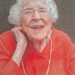 Photo of Iola Biernesser, obituary