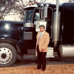 Photo of Santos Reyes Esquivel, obituary