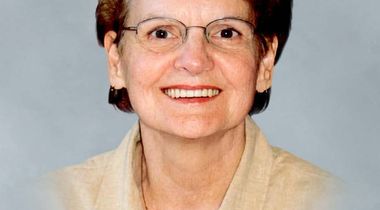 Mme Carmen Boisvert