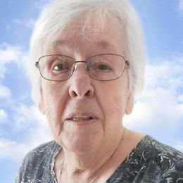 Photo of Irène Desrochers, obituary