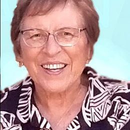 Photo of Leah Gouveia Gomes, obituary in Louiseville