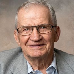 Photo of Wilfrid Dubois, obituary in Thetford Mines
