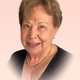 Photo of Maria Perrotta Caluori, obituary in Saint-Léandre