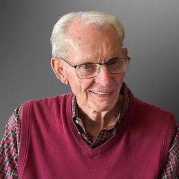 Photo of Ronald Wilford Bewley, obituary