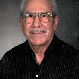 Photo of Ricardo "Vichy" R. Tellez, obituary