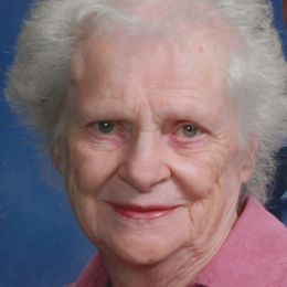 Photo of Arlene L Wenger, obituary