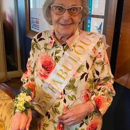 Photo of Nettie Schochet, obituary