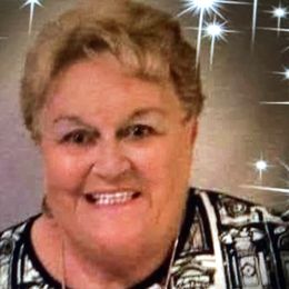 Photo de Hazel Ethel MacKiddie, avis de décès à Lachute