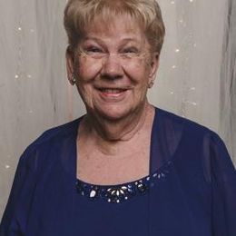 Photo of Jeannine Perron, obituary