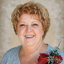 Photo of Madame Carole Lavallière, obituary in Saint-Rémi