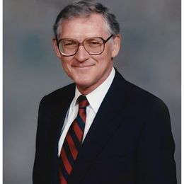 Photo of Travis W Mills, obituary