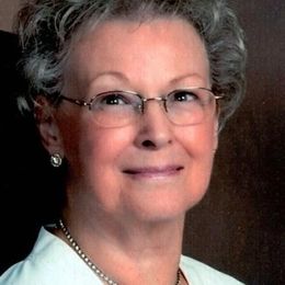 Photo of Barbara "Babcia" A. Munroe, obituary
