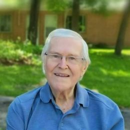 Photo of Denis Courchaine, obituary