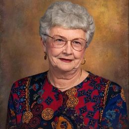 Photo of Peggy Jean Chapman, obituary in Magog