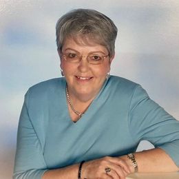 Photo of Lois Eileen Moses, obituary