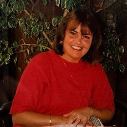 Photo of Sandra Wood Vallon, obituary