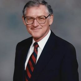 Photo of Travis W. Mills, obituary