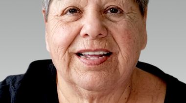 Mme Francine Joly
