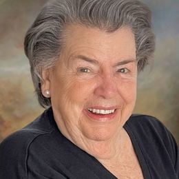 Photo of Micheline Charest (Perron), obituary in Lévis