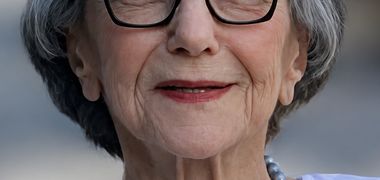 Lynn Gold (née Lubin)