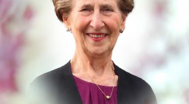 Lorraine Ritchie