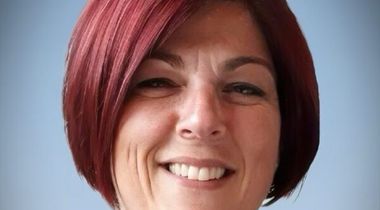 Mme Caroline Goulet