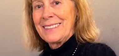Mme Micheline DUMAIS