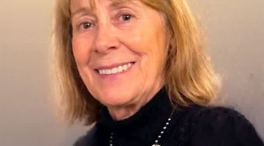 Mme Micheline DUMAIS
