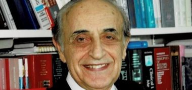 Dr. Laszlo Leb