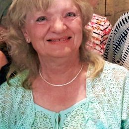 Photo of Amanda Cifra, obituary