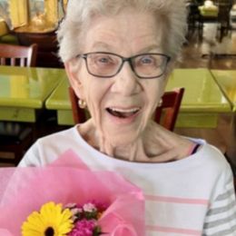 Photo of Elaine Phelps, obituary
