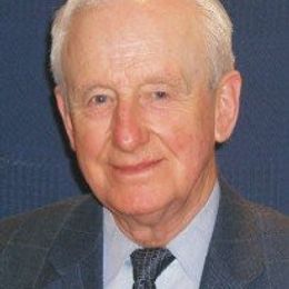 Photo of Doug Lightfoot, obituary in Beaconsfield