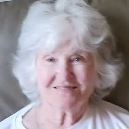 Photo of Lana Gregg, obituary in Grenville