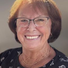 Photo of Jeannine Carré, obituary