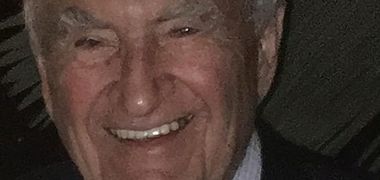 Dr. Arnold Steinman