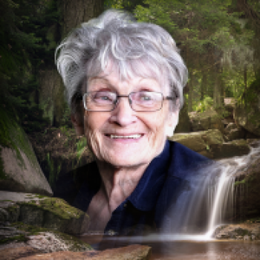 Photo of Marion Joan Steele, obituary in New Richmond