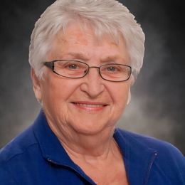 Photo of Fernande Simard, obituary in Grenville