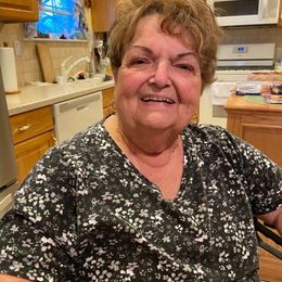 Photo of Gloria Barletta, obituary