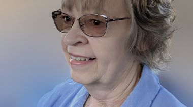 Mme Madeleine DARVEAU