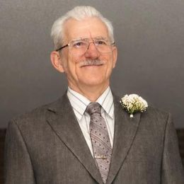 Photo of Raymond Lamoureux, obituary in Gatineau