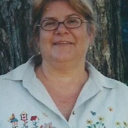Photo of Carole Guindon, obituary in Hudson