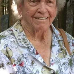 Photo of Gwendolyn Ruth Hackenberry, obituary in Irlande