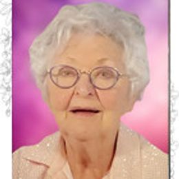 Photo of Andrée Turcot (née Marcil), obituary in Châteauguay