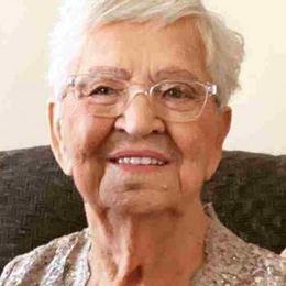 Photo of Jeannine Roy Régimbald, obituary in Gatineau