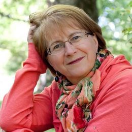 Photo of Suzanne Pinard, obituary in Amos