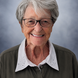 Photo of Henriette Bouchard, obituary in Québec