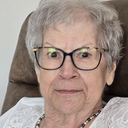 Photo de Yolande Hébert, avis de décès à Longueuil